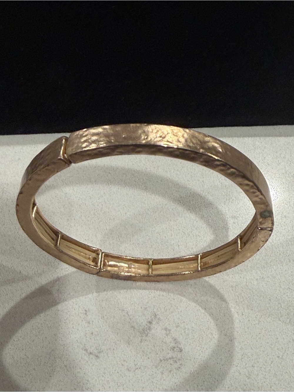 Vintage Silpada K&R Hammered Brass Stretch Women's Bangle
